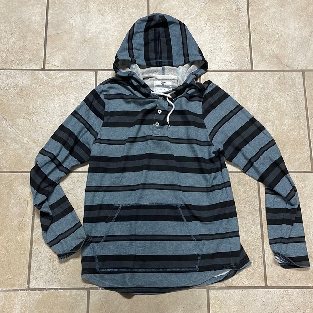 On the Byas Hoodie (medium)